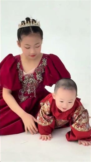 Son's Promise: Will He Give Mom a 'Command Lady' Gift