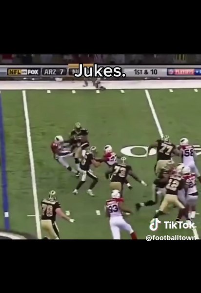 Unbelievable Football Jukes You Must See