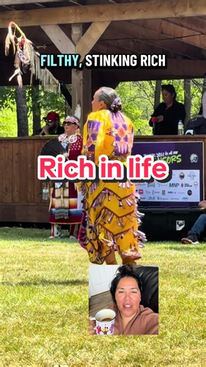 Rich because of the people who taught us and lead us back to this way of life ❤️ Mīgwetch Robin #nativetiktok #indigenouslove #powwow