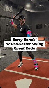 Barry Bonds might be a polarizing figure, but there’s no denying he’s one of the greatest hitters of all time. He consistently preached two core hitting concepts: using your top hand like you’re “catching” the ball, and taking full swings by starting deep, hitting the ball off the plate, and working your way back up toward the L-screen. Use code “CHIPS” for free shipping from Bruce Bolt⚡️ If you can master those two things, your swing path, barrel control, and overall plate consistency will dram