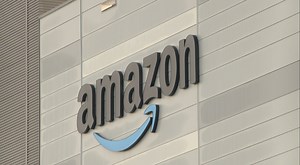 ‘Don’t be afraid:’ Amazon’s deaf and hard-of-hearing employees thriving with the right accommodations