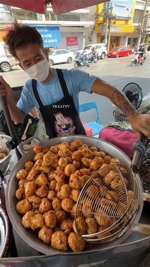 A famous spicy fish ball that you have to eat when you go to Bangkok!!!