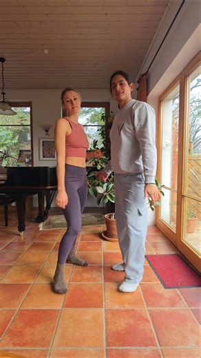 How to Master the Clock Turn | Advanced Bachata Tutorial. #luisyverenadance