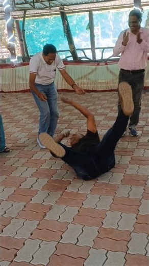 Cockroach Dance 🤭 #shorts #dance #like #fun