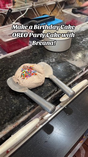 How to Build an Ice Cream Cake with Cold Stone