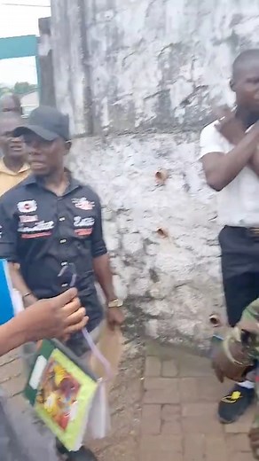 Aaa Salone 🇸🇱 wuna help buy bag 💼 for ram 😔 | Ibrahim4SL TV