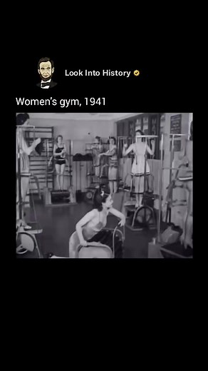 Back in the 1940s, fitness looked very different than it does today. Women would head to Slenderizing Salons—studios filled with vibrating belts, mechanical rollers, and electric kneaders that promised to sculpt the “perfect figure” without breaking a sweat ⚡️💃. These salons marketed the idea of passive exercise, where machines did the work while you simply relaxed. It was glamorous, futuristic, and completely mechanical—a far cry from today’s spin classes, yoga flows, or gym sessions. While sc