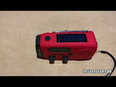 Noodradio van de Action - Solar Emergency power bank 4000 MAH Led Light Radio SOS