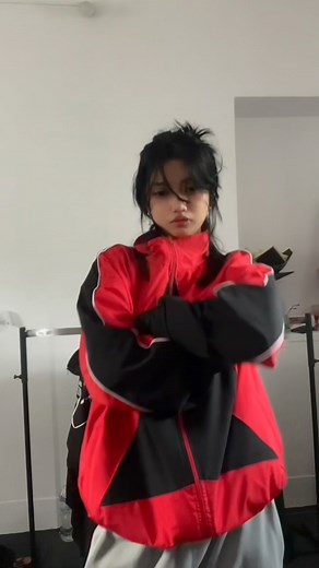 5.4K reactions · 11 shares | Y2k star striped jacket : Price dropped !! Rs:1299/- | Breathe Clo | Facebook