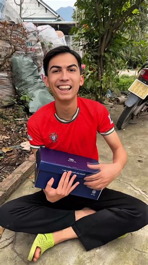 "This Boy Found A Big Surprise" 🥺☔