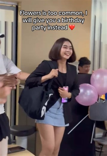 Happiest Birthday, Babe! Walang flowers pero may surprise birthday partry sa Mcdo! Sana naramdaman mong special ka sa special day mo 🫶🏻 @Miss N ⚓️ #wlw #mcdonalds #birthdaygirl #lgbt #surprise #fy #fyp #fyppppppppppppppppppppppp #