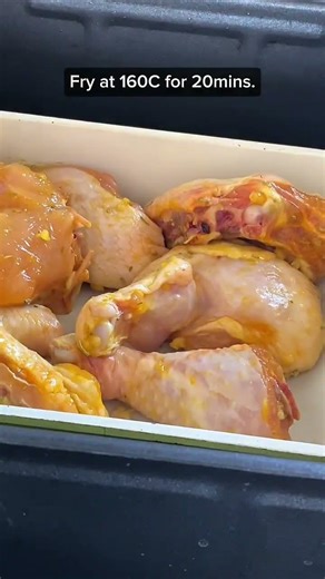 Simply baked chicken in an air fryer. #comfortfood #airfryer #easyrecipe #chicken