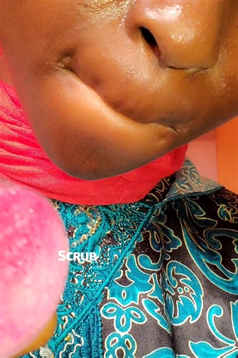 4 Easy Steps for Pink, Hydrated Lips