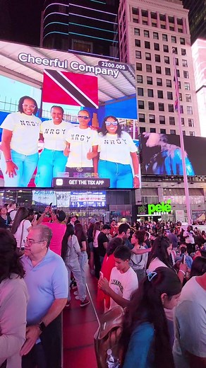 Visiting Times Square, New York: A Cheerful Experience!