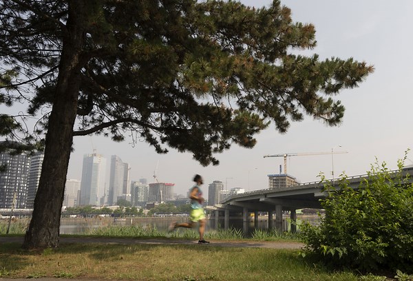 Montreal has some of the worst air quality in the world due to wildfire smoke