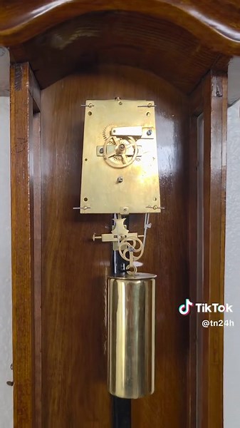 Explore the 1860 Miniature Regulator Clock from Vienna