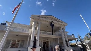 54 reactions · 14 comments | Let’s take a tour of the Governor’s Mansion in Carson City on Nevada Day, the only day it’s open for public tours. We had the honor of meeting the governor, Joe Lombardo and First Lady Donna. What a great adventure, enjoy the tour! | Adventures With Jeff Martinez | Facebook