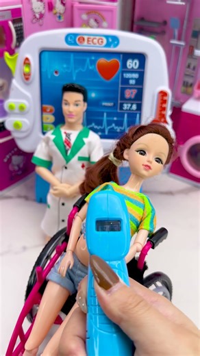 Barbie Doctor's Kit Time | Relaxing Toy Unboxing & ASMR #shorts