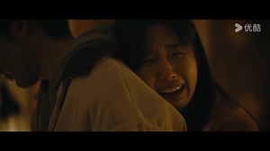 The cheating girlfriend begged for forgiveness, but her boyfriend wouldn't give her another chance! 出轨女友求原谅，可男神不会再给她机会了！