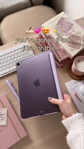 4 comments | Still buying a new planner every January?  Let me...