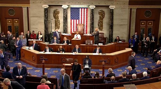 Thompson’s ‘ghost student’ bill advances to House floor