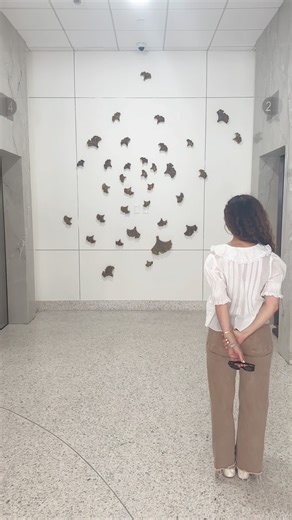 And here it is....after a few months of design, casting in the hot studio and finally installing. Here is the Gingko wall, downtown in Clearwater! #ginkgoleaves #ginkgo #glass #glassart #artist #commission #installationart @marleneroseglass @jenanderson.studio @rosykugs | Marlene Rose