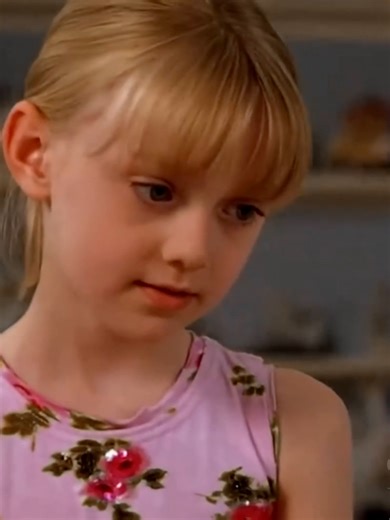 #pequeñasgrandesamigas #fyp #uptowngirls #fypシ #brittanymurphyedits #edit #DakotaFanning #moviescene #uptowngirlsmovie