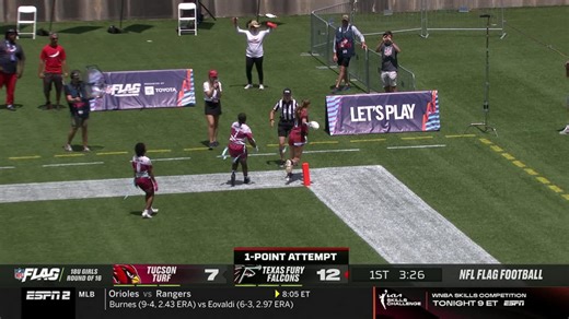 Kelsey Quinn shows off toe-drag swag on one point conversion 