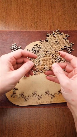 I love how the pieces disappear!💝🧩It’s based on mesmerizing space-filling fractal curves and can be delightfully tricky to solve.🤯🎁https://t.site/49zDJ6r | Gotimaged&Gd