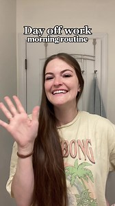 Me thinking my hair was a bug 🤭😆😂 #morningroutine #dayoffwork #productivemorning #earlymorning #morninginmylife | Tori Breen