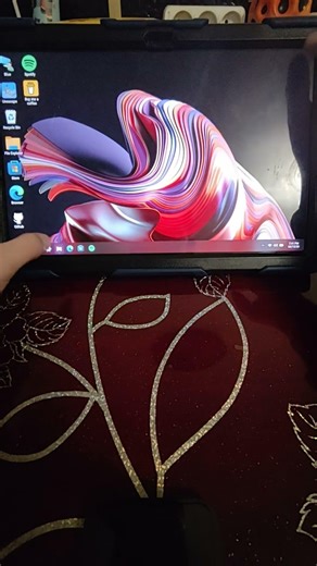 Windows 11 on Samsung Galaxy Tab S7 FE ☠️☠️☠️☠️