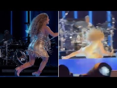 Shakira’s Shocking On-Stage Fall Caught Live 😱 But She Keeps Going! 💪
