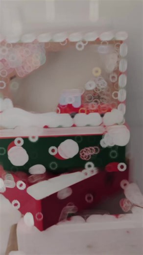 We have Christmas pastry boxes available at the shop