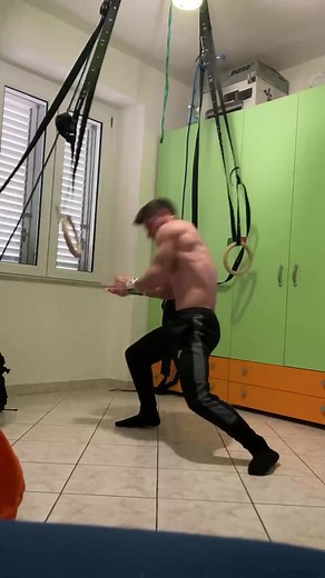 You feel it? 🙃 #whoop #calisthenics #planche #ringworkout #streetworkout #gymnastics