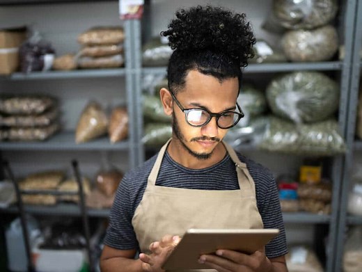 8 examples of good customer service