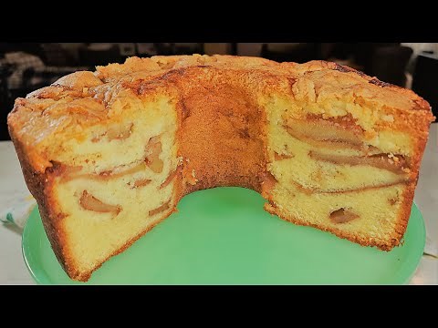 Jewish Apple Cake & Challah Bread