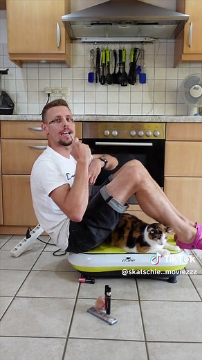 Hilarious Vibration Board Comedy Challenge