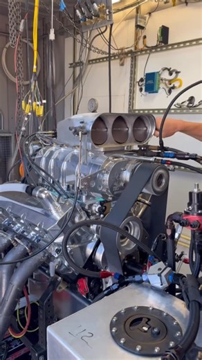 EastValleyPerformanceMachine on Instagram: "Fire it up Friday👊🏼🏁🔥 ALCOHOL + BOOST = EVERY MANS DREAM😏🙌🏼 What fuel does YOUR engine run on?🧐 #evpm #motorsports #horsepower #dyno #methanol"