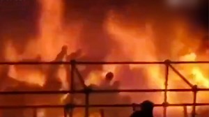 Verheerende Flammen | Video zeigt brutales Ausmaß der Feuerkatastrophe