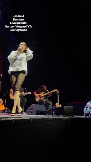 Jessie J - Domino in Köln 3/5 (more in my cologne concert vlog)
