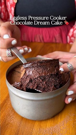 Chocolate Dream Cake In A Pressure Cooker 😍❤️