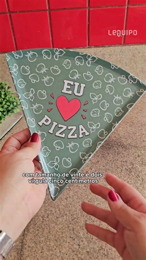 🔥 Servir pizza nunca mais vai ser comum.