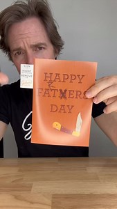 Pull my finger Father’s Day card prank. | Joker Greeting