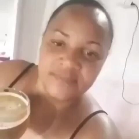 acho que nem a ebony sabia que essa versão ia sair hoje