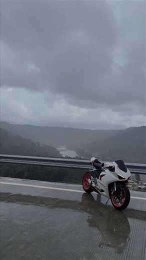 Ducati panigale V2 2021