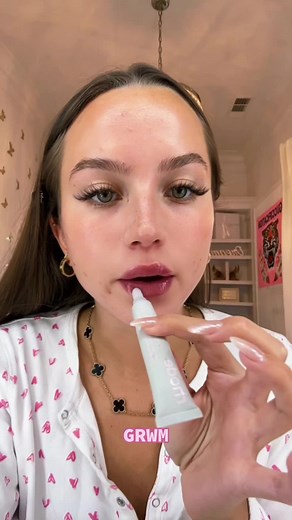 GRWM for the Day: Taped Mouth Tutorial