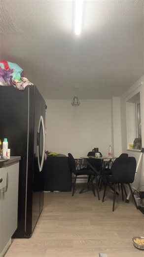 Understanding Alicia Keys' 'Falling' and Its Impact