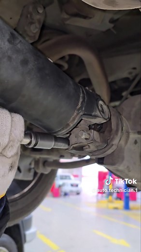 GMC Rear Differential Seal Replacement Guide