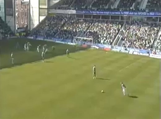 19 years ago today! ⏰❤️🗣️ “Hibernian's goalkeeping problems this season came back to haunt them as Marius Zaliukas gave Hearts victory in Scotland's capital derby.Zaliukas' winner dampened their city rivals' spirits ahead of the parading of the CIS Insurance Cup that was planned for after the final whistle.Andrew McNeil could only flap at an Andrew Driver cross and the Hearts central defender drove the ball home from 16 yards with 10 minutes left.”❤️🥬Marius Zaliukas against Hibs. 1/4/2007.#Hea