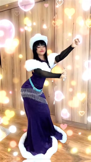 Princess Sachiko💗Sachi_hime96 on Instagram: "Ready to vibe with Nico Robin?👀💓#princesssachiko #sachi_hime96 #nicorobincosplay #onepiece #nicorobincosplay dress and wig from @miccostumes"